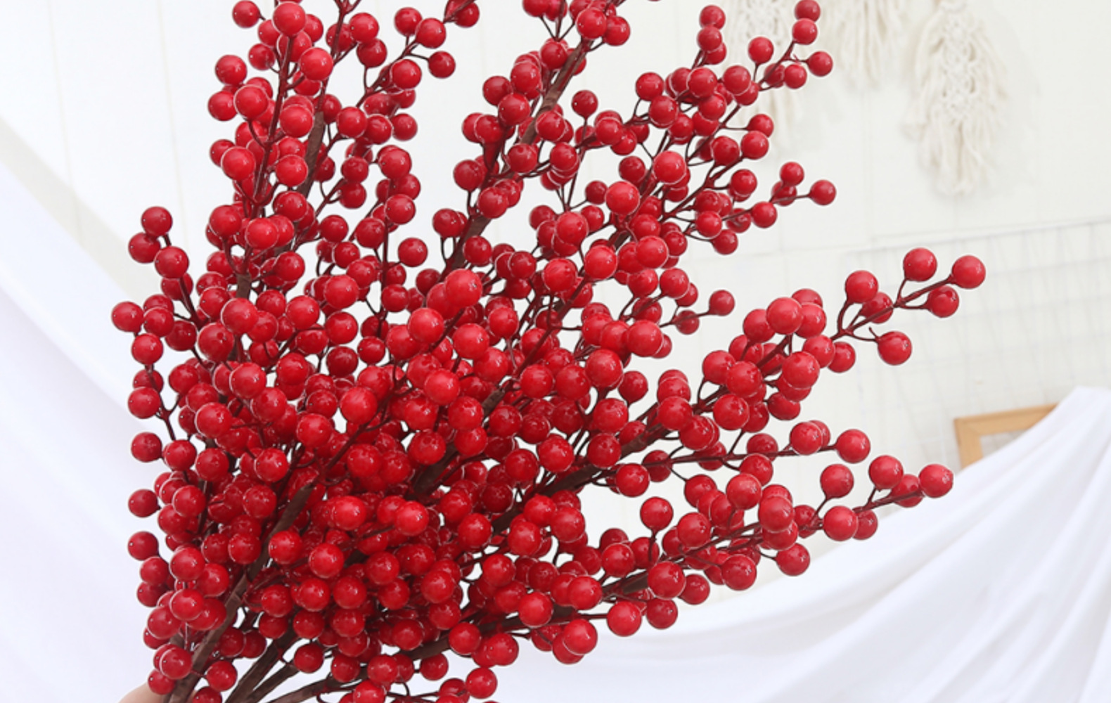 仿真红果子发财果年宵花花材冬青果福桶仿真花新年家居装饰摆件详情19