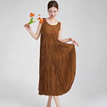 A new Chinese-style, retro, slit, mid-length, elegant and stylish dress for summer women with a modified version of the national trend pic 12