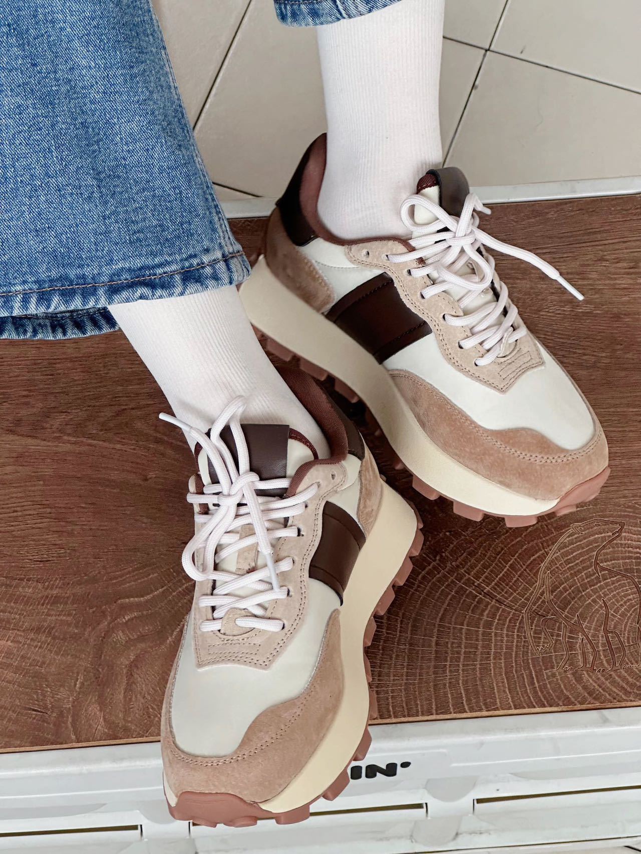 欧洲站2024春季新款时尚休闲百搭真皮复古厚底拼色系带运动鞋详情39