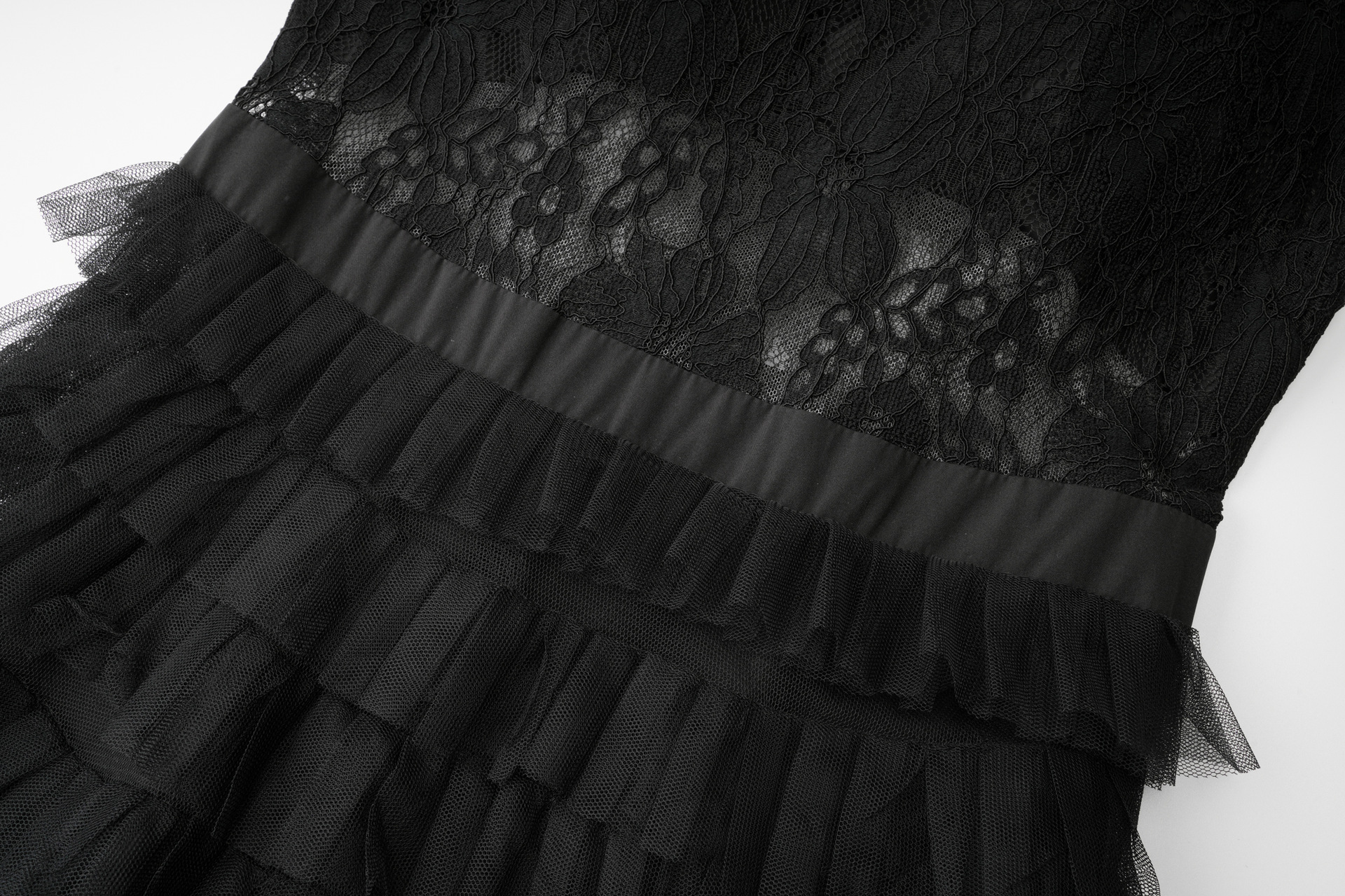 新品现货镂空蕾丝礼服裙 纯色气质优雅宴会连衣裙长袖跨境A字裙详情12