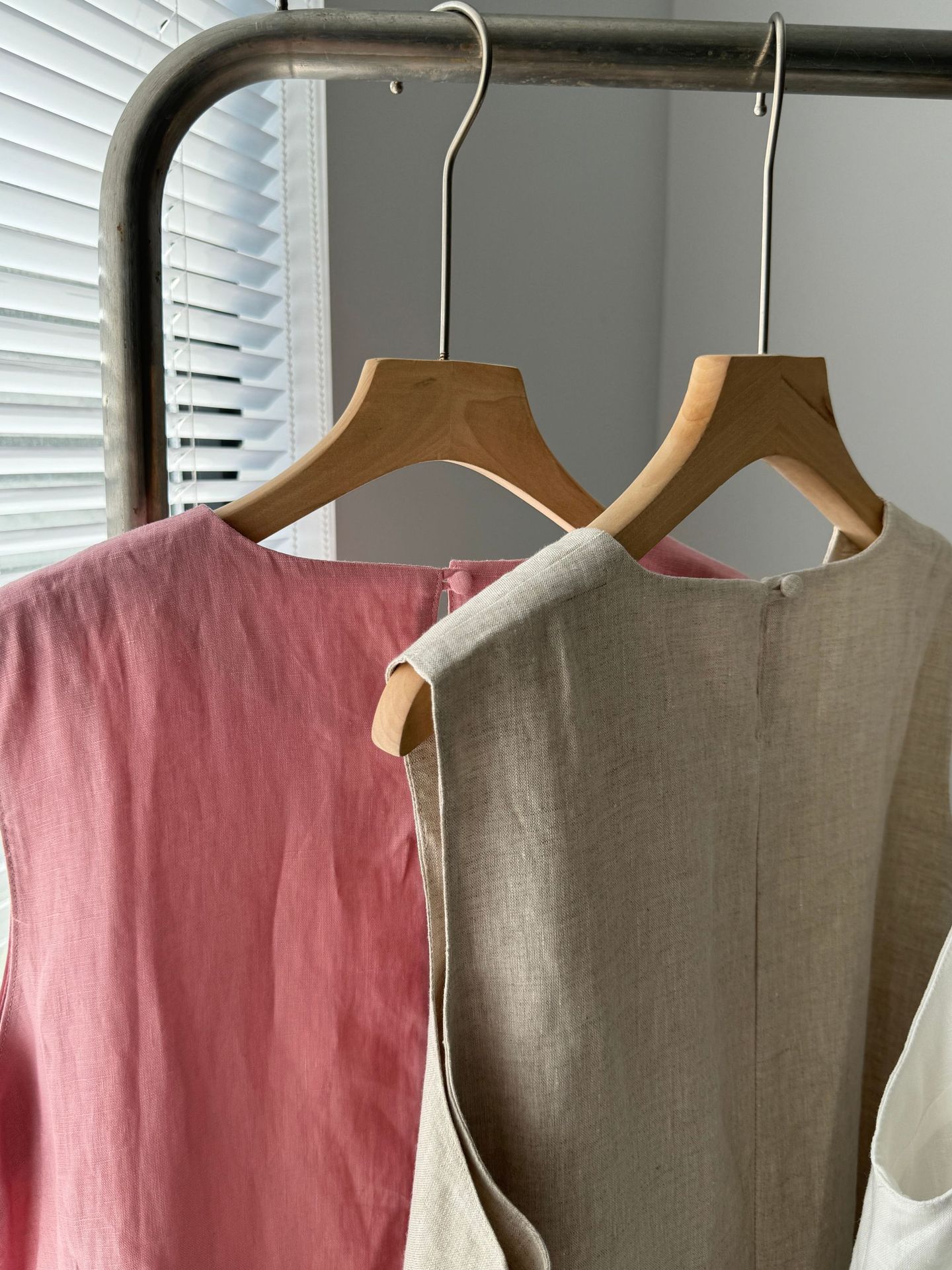 2024 Minimalist and elegant all-linen vest dress for women, summer sleeveless long dress for women pic 23