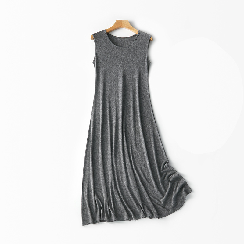 A new summer 2025 machine-washable Tencel wool simple spoon-neck halter dress for women with a fashionable back pic 5
