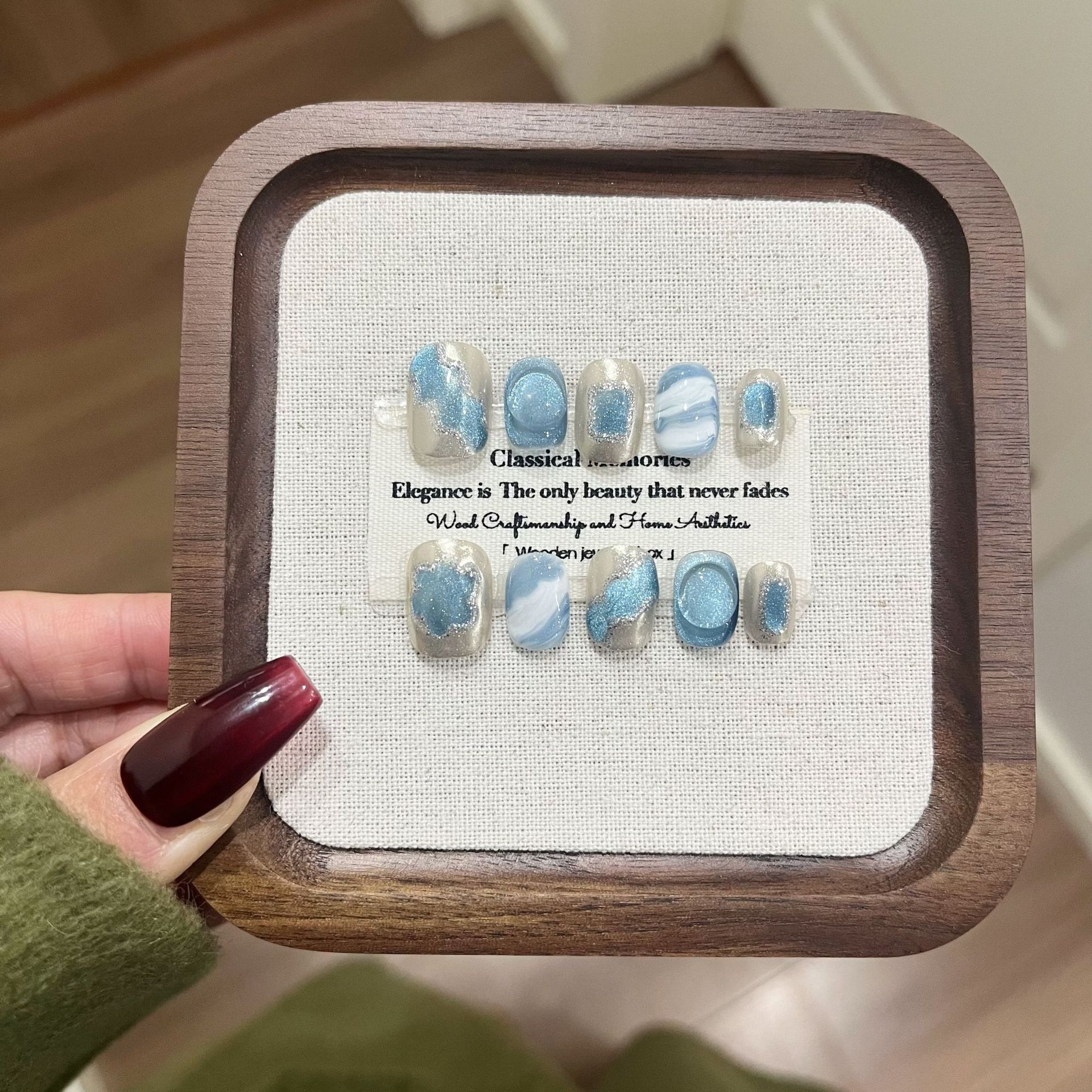 Jx高级感穿戴甲片新款春季法式猫眼爆闪花朵可拆卸美甲贴显白百搭详情15