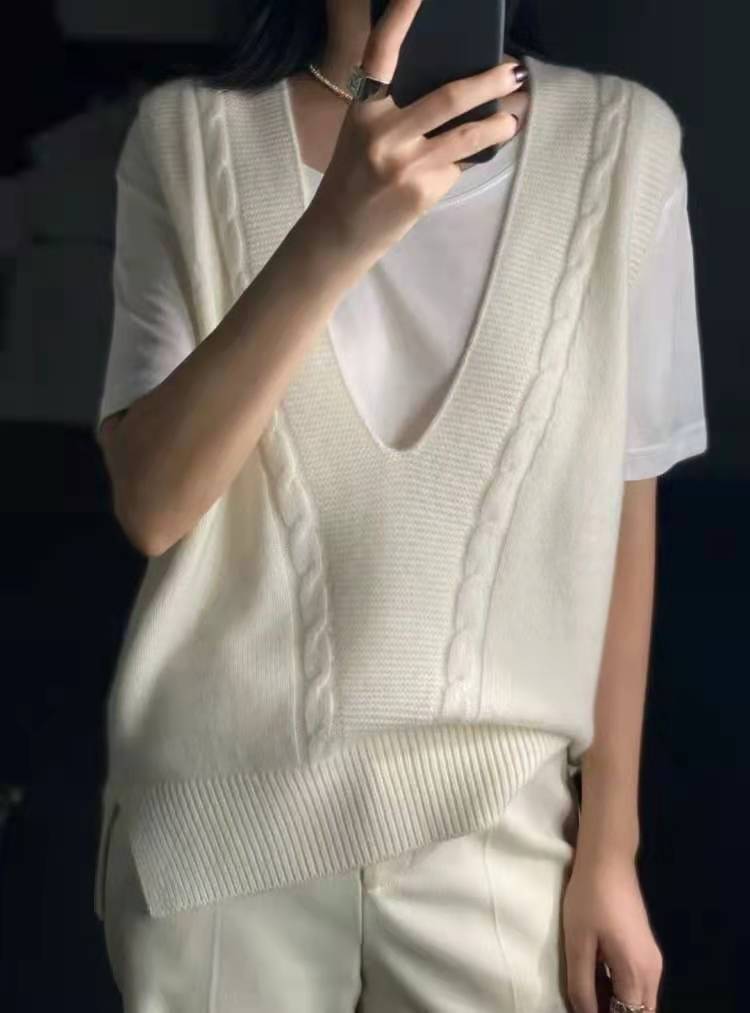 秋季新款女士V领坎肩宽松大码针织毛衣韩版精纺羊毛扭花马甲背心详情4
