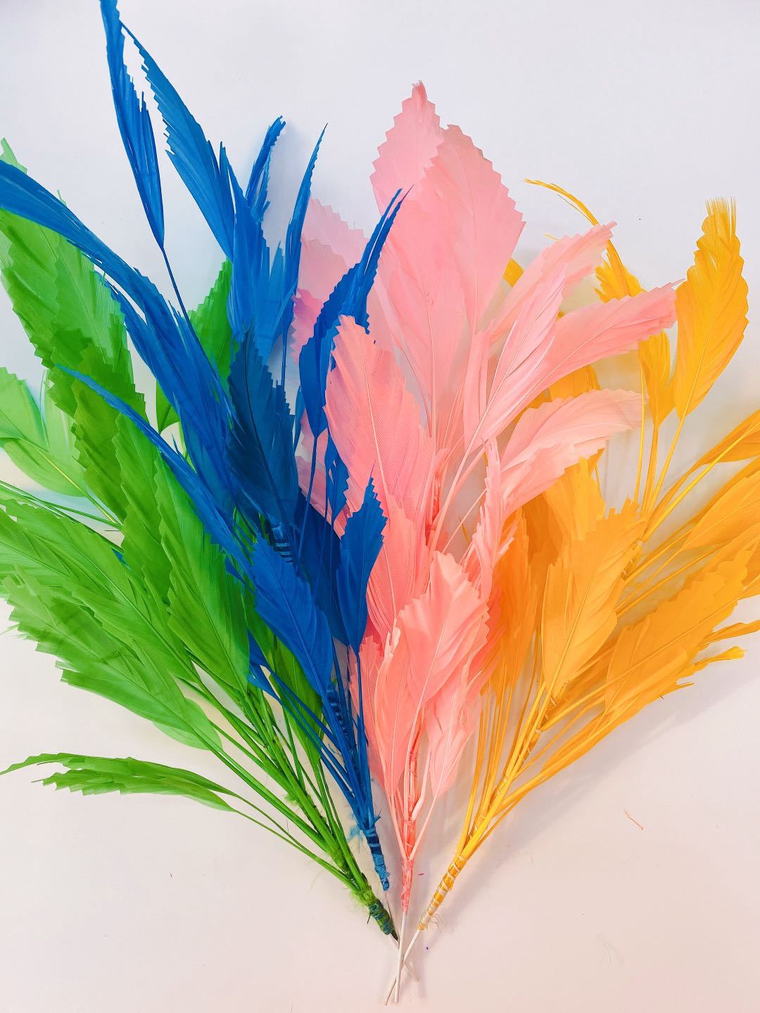 Factory clearance sale of feather wire flower diy clothing, props, hats, accessories, 30cm colorful feather corsages pic 31