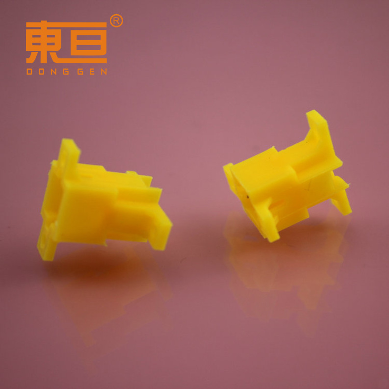 D2010172AB Huangding plug Double Plug Plastic Connector Toy accessory, Technology model parts pic 9