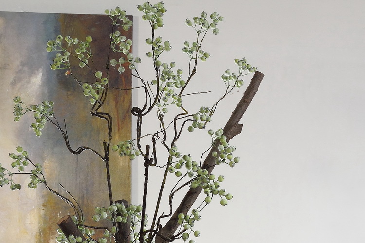 Dongli offers wholesale of grayish-white artificial berries with one-piece consignment, Chinese Zen-inspired ceramic vases for decoration and display, artificial flowers, wild fruits, and horse mulberry fruits pic 14