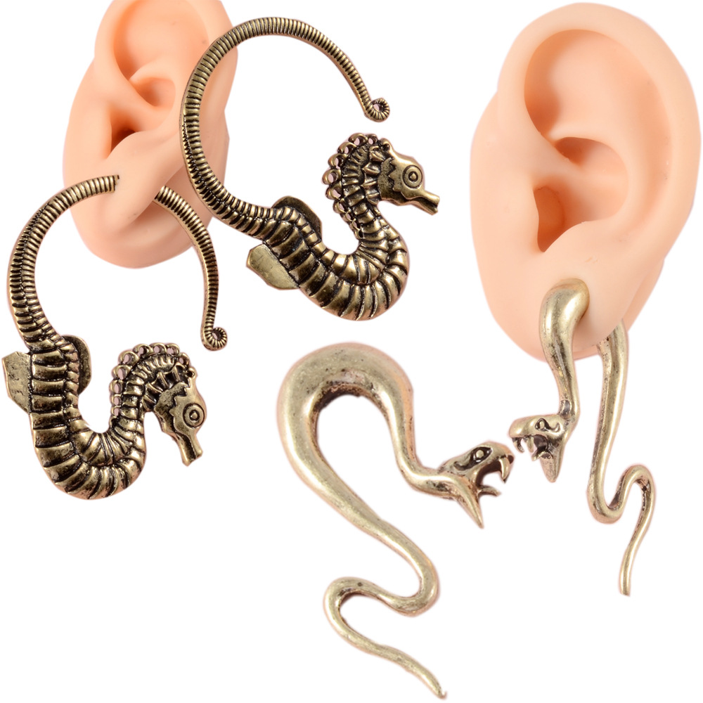 跨境朋克翼龙缠绕剑大尺寸耳廓 古金十字红钻耳垂耳挂铜穿刺饰品详情1