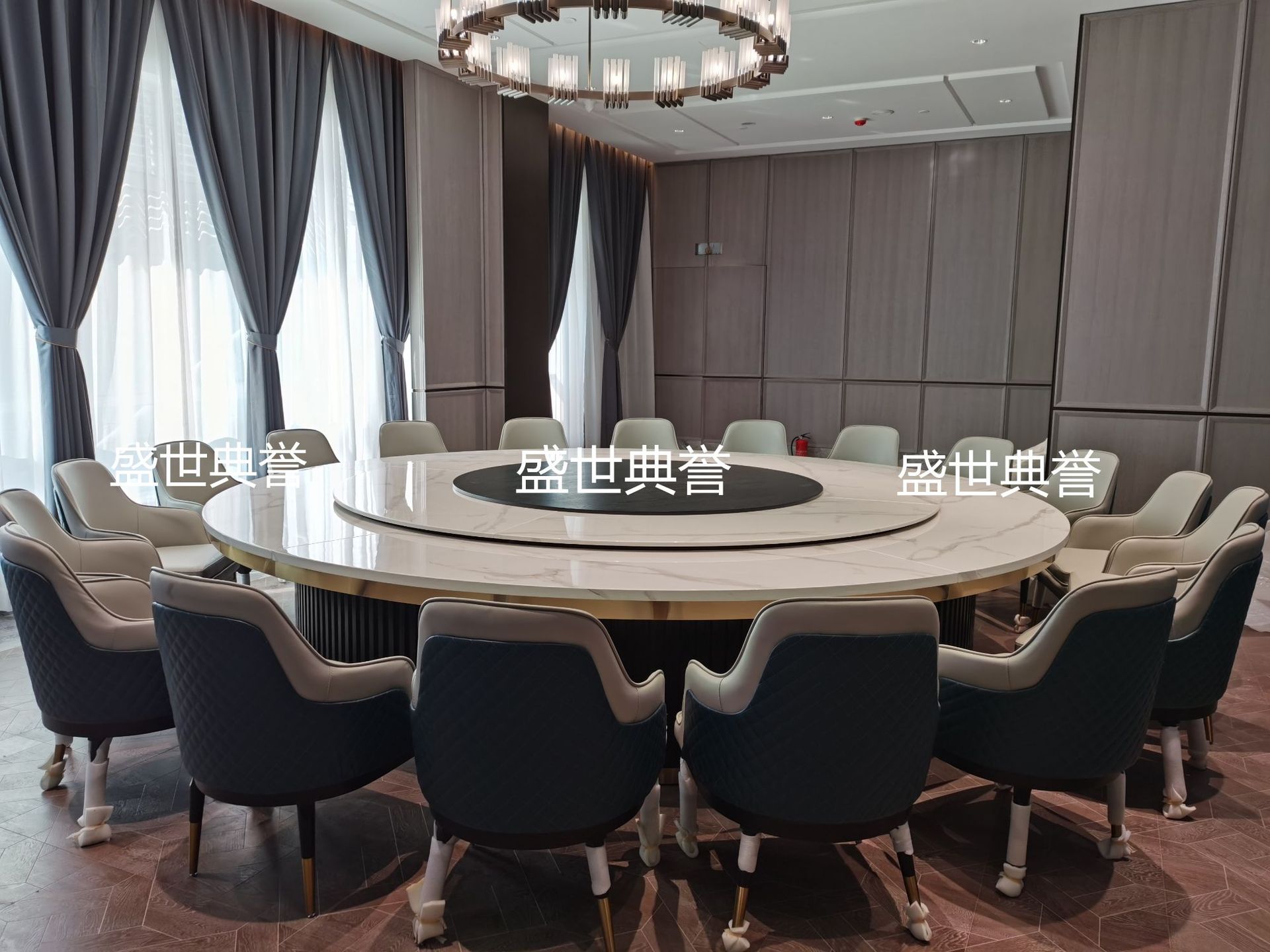 福州星级酒店家具直销海鲜餐厅电动餐桌椅饭店包厢实木餐椅宾利椅详情11