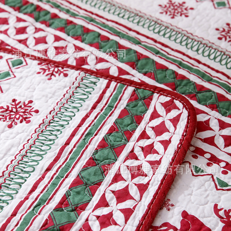 New Christmas snowflake reindeer quilted quilt, pure cotton bed cover three-piece set, breathable air-conditioned quilt, washable quilt wholesale pic 15