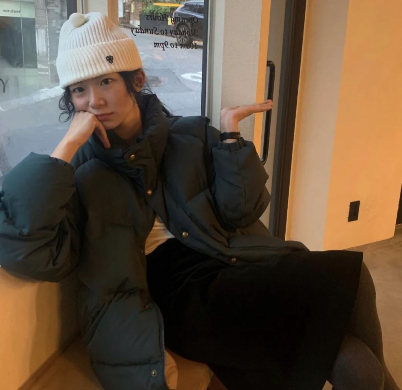 2022 Winter new style of Korean Dongdaemun th*bar*net stand-up collar 90 white duck down down jacket for women in stock pic 35