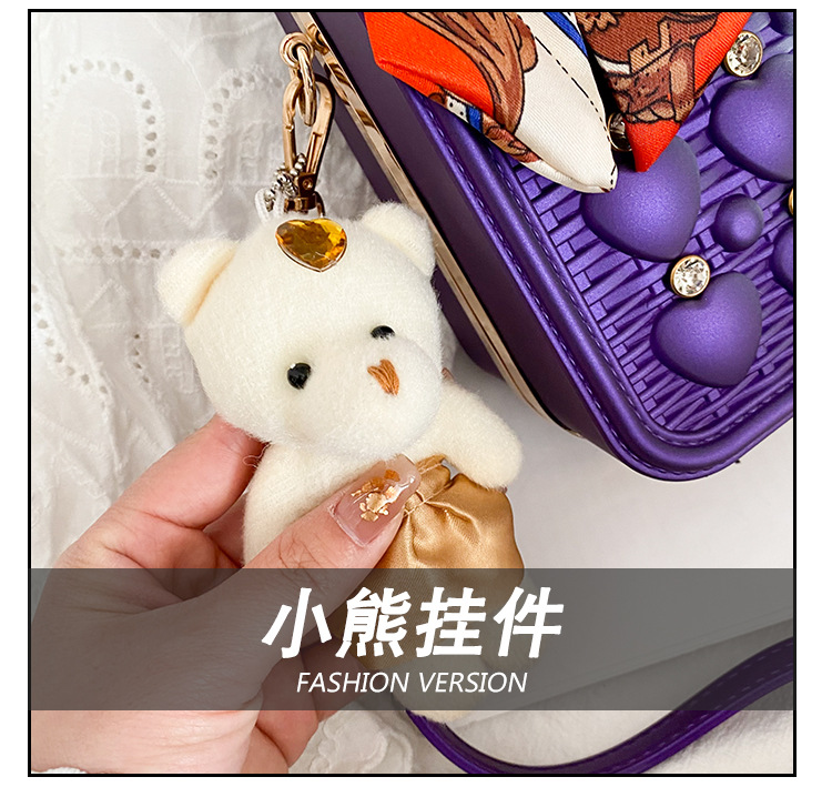 The 2021 Korean version of the trendy tote bag features a ribbon bow, an Instagram niche design with rivets and a slanted crossbody bag made of PU pic 7