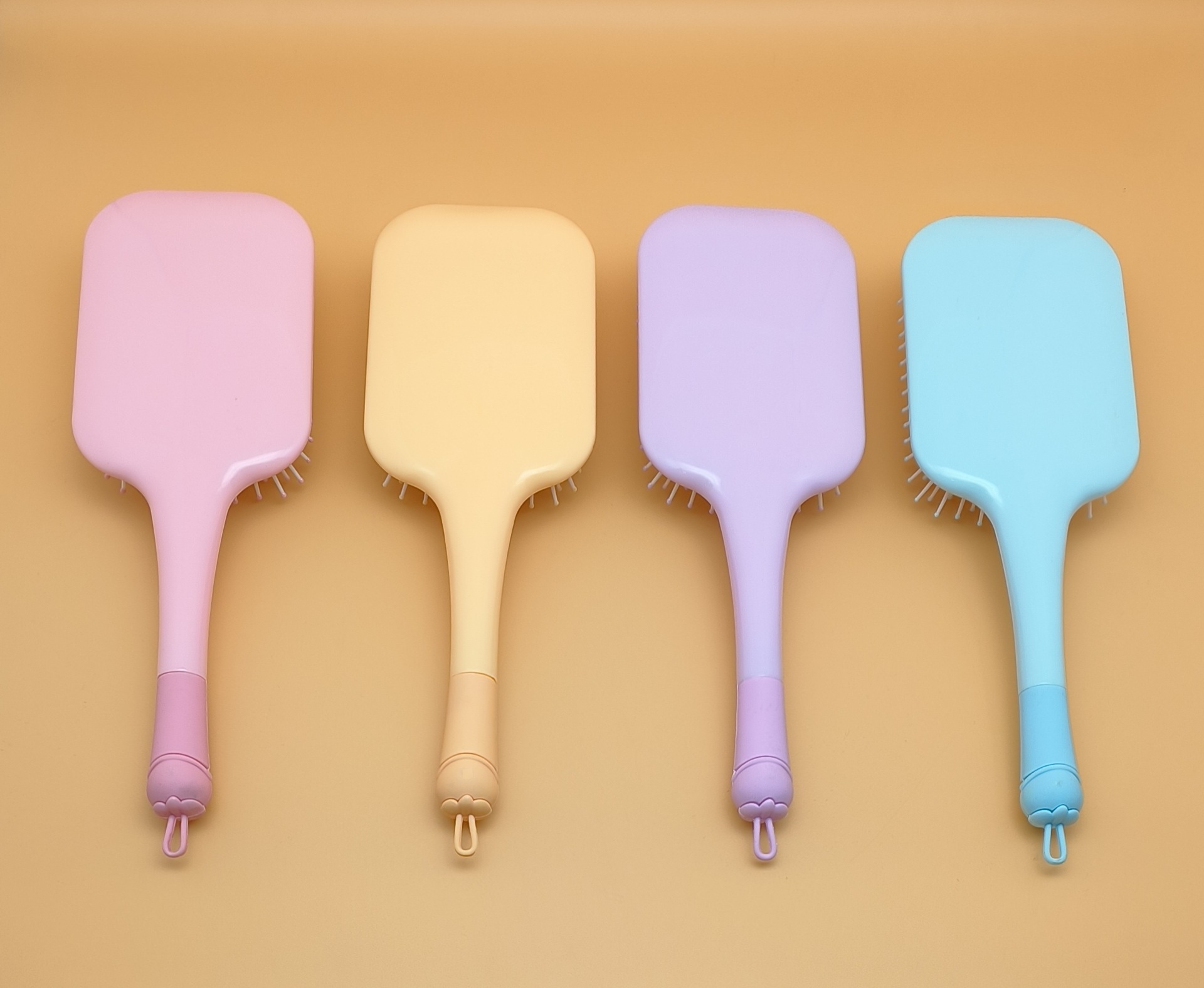 新款女生专用可爱卡通硅胶软头大方头气垫梳 蓬松造型气囊梳圆滚排骨梳 烧烤刷款式梳子详情7