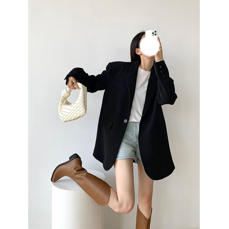 The 2022 Spring and Autumn new G-class design sense black casual blazer for women is versatile for commuting pic 7