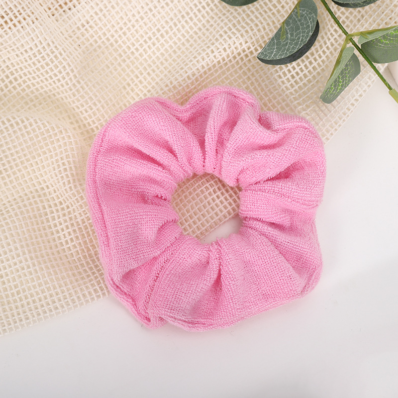 New European and American towel fabric hair band, water-absorbing plush pig large intestine hair rope, face washing head band, sports hair accessory, printed headwear pic 3