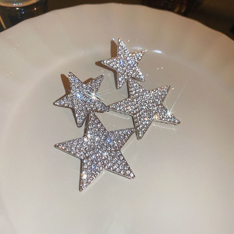 Silver needle diamond-encrusted heart-shaped flower earrings, European and American fashion style, square stud earrings, niche commuting new earrings wholesale pic 37