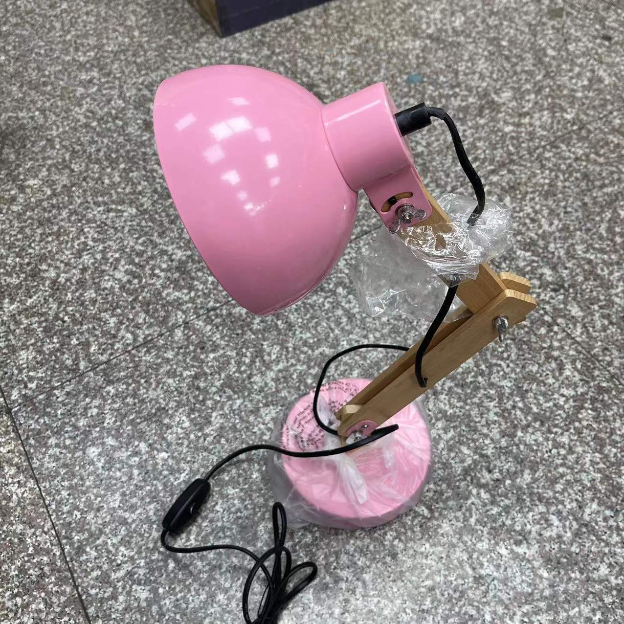 مصباح مكتبي منضدي من الطراز النوردي للمصابيح القراءة المطوية الأمامية pic 9
