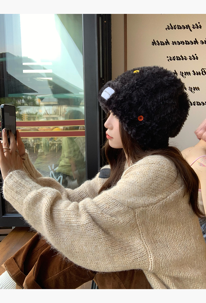 白鹿同款韩版纽扣仿皮草毛绒针织毛线帽女秋冬加厚保暖护耳渔夫帽详情10