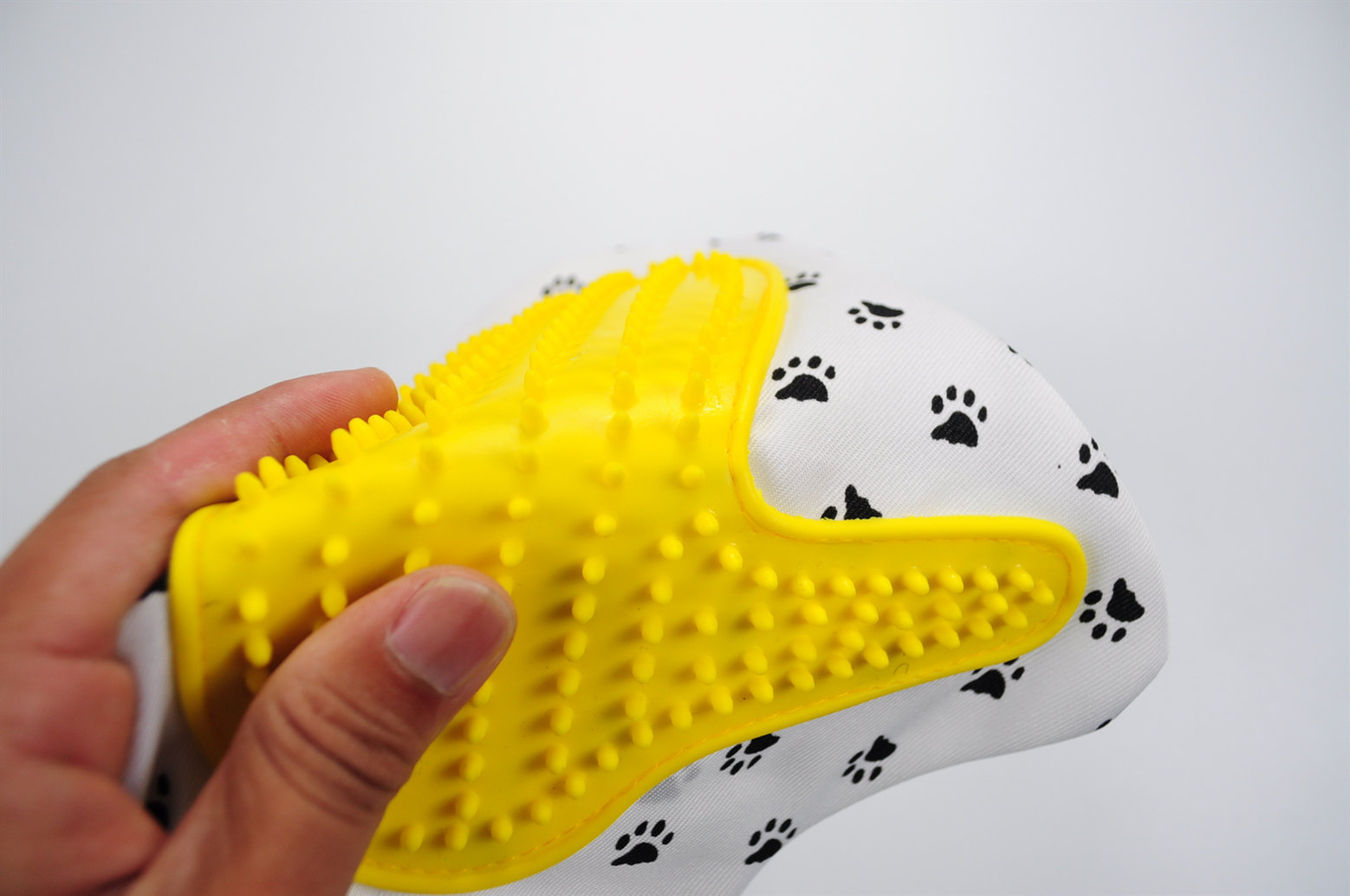 Pet cat petting gloves, cat cleaning, massage and beauty care sticky fur gloves, petting gloves, dog bathing brushes and combs pic 4