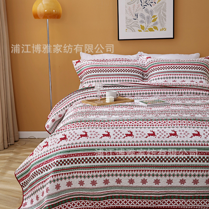 New Christmas snowflake reindeer quilted quilt, pure cotton bed cover three-piece set, breathable air-conditioned quilt, washable quilt wholesale pic 11