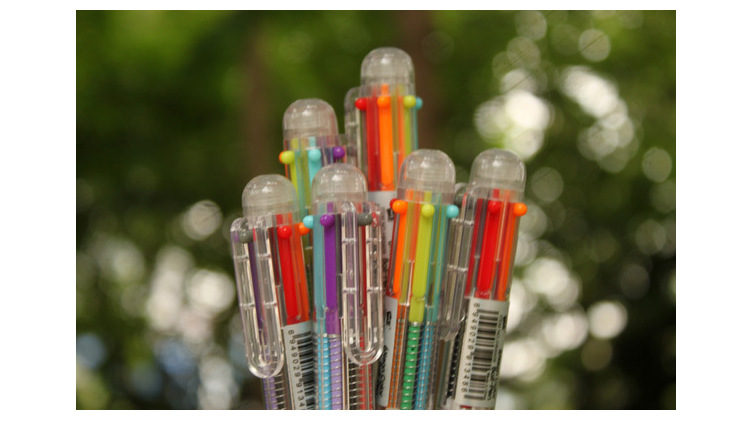 Creative and cute cartoon multi-color ballpoint pens, press pens, colorful personalized oil pens, stationery, 6-color pens wholesale pic 7