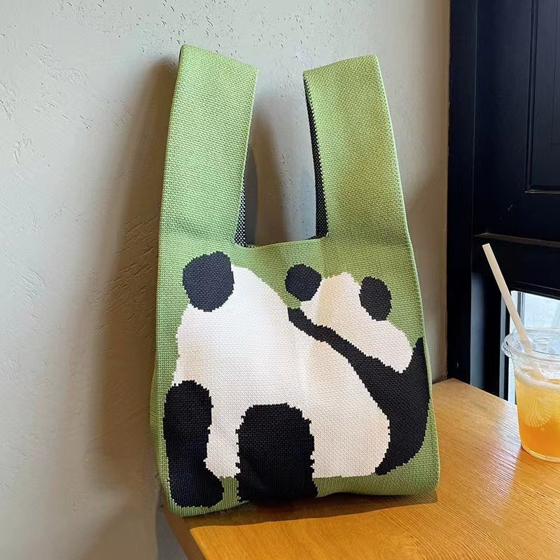 Bolso de panda lindo mujer de lana de punto bolsa de cubo versión japonesa y coreana 100 bolsos casuales bolsa de tote box lunch bag pic 23