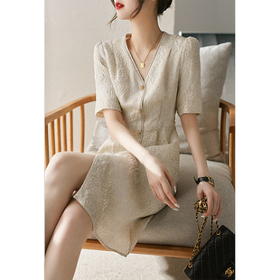 狐狸毛领 水貂毛边95白鹅绒 短款面包服羽绒服女款高端女装冬装详情22