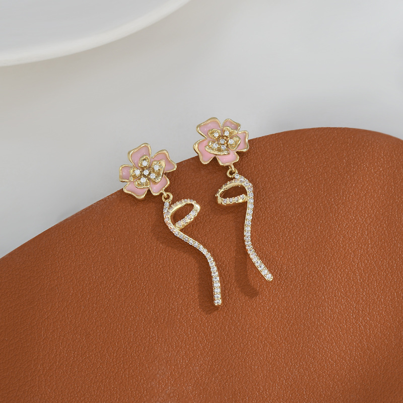 S925银针韩版时尚气质耳钉女高级感滴油花瓣耳饰精致轻奢流苏耳环详情6