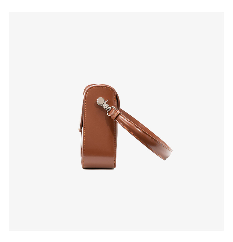 跨境新款2024秋季复古马鞍包小方包女百搭高档真皮感手提斜挎包包详情13