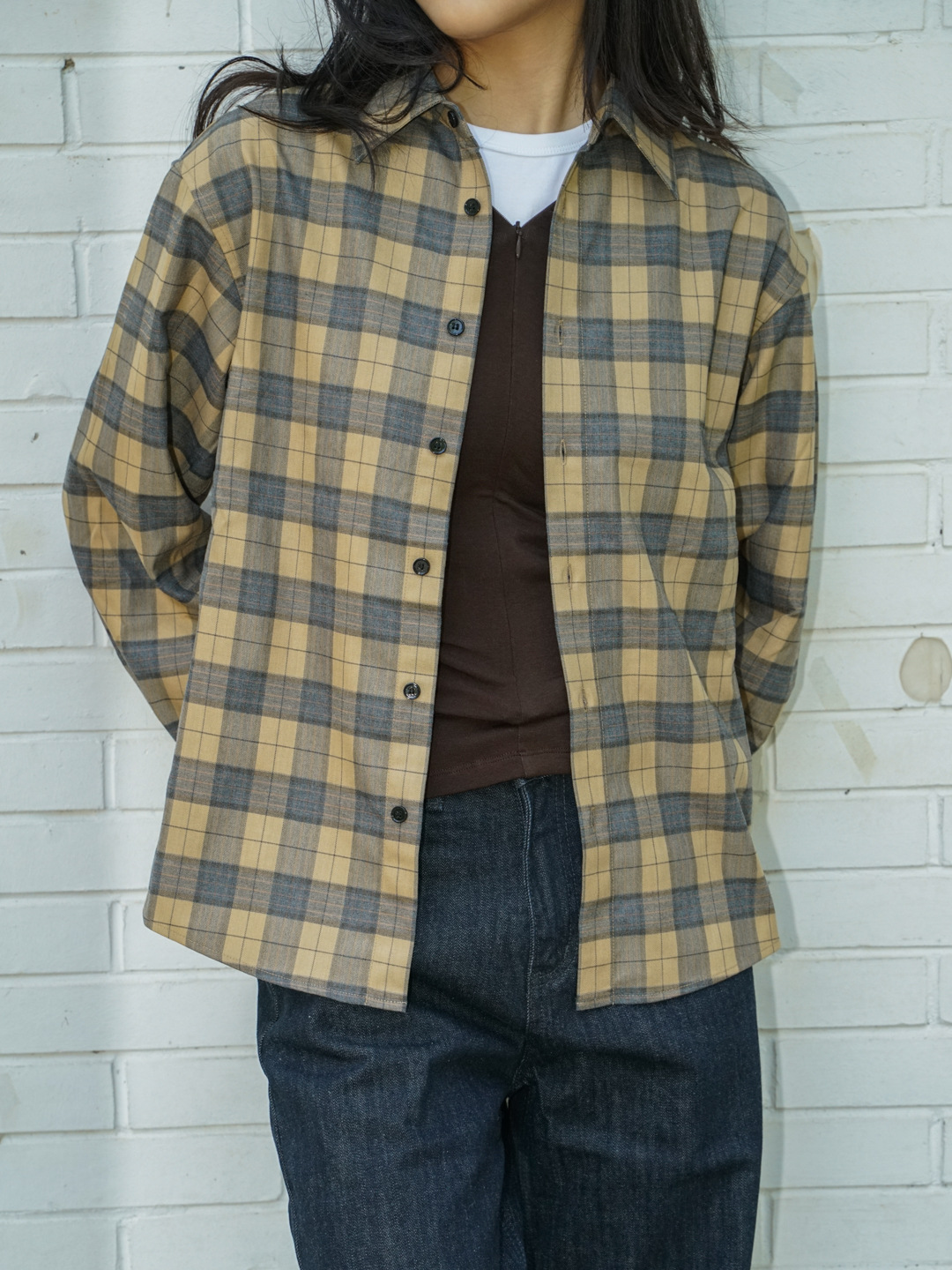 New retro plaid loose off-the-shoulder plaid long-sleeved shirt, yellow lapel plaid casual shirt for women 4415 pic 13