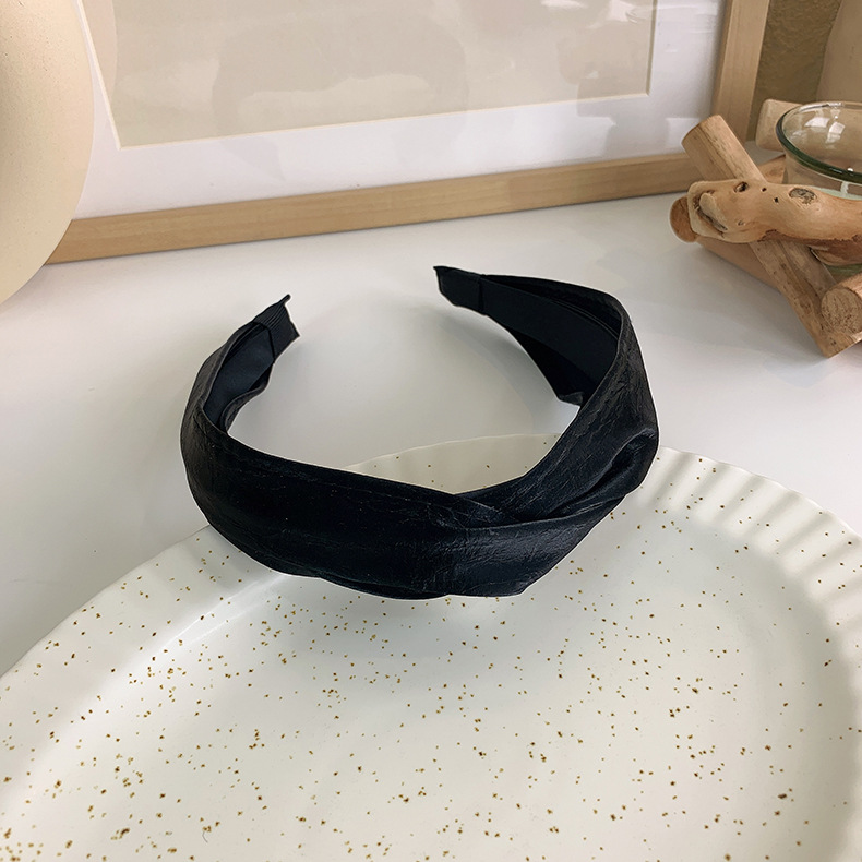 Retro solid color Pu leather wide cross headband, versatile for women, simple hairband for washing face, hair pressure and trendy headwear pic 20