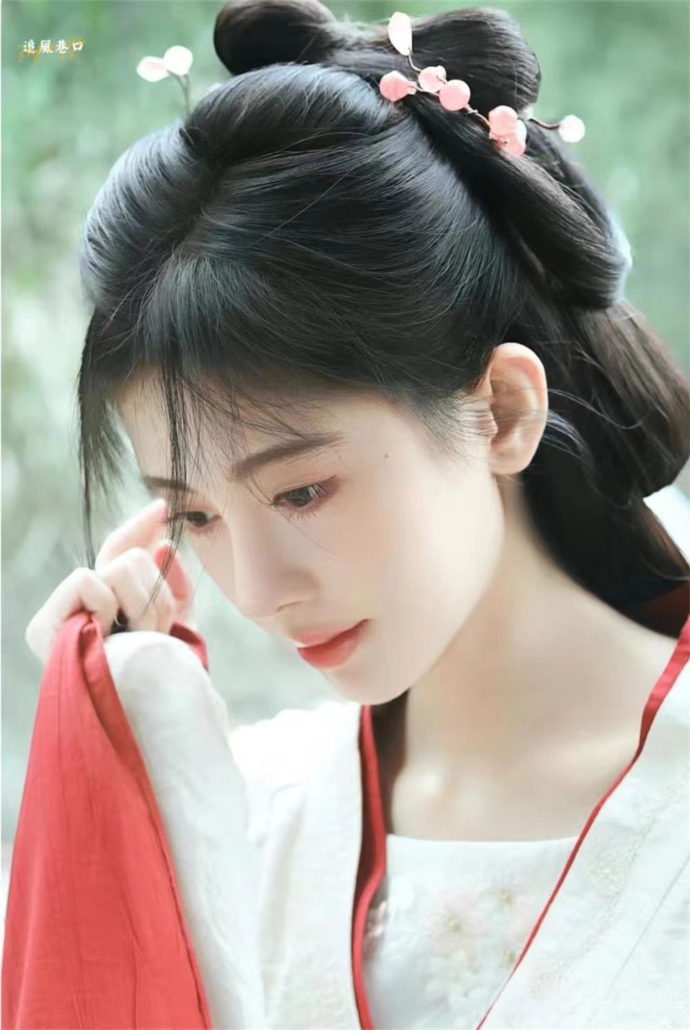 国潮花间令鞠婧祎同款影视古装汉服女2024新款魏晋风交领齐腰直裾襦裙详情5