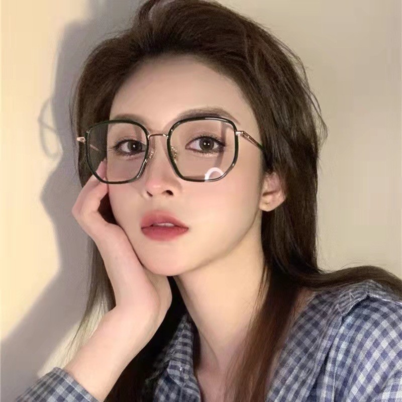 The same style of large face anti-blue light slimming natural face glasses as Internet celebrities, olive green anti-ultraviolet Douyin live streaming Instagram glasses pic 1