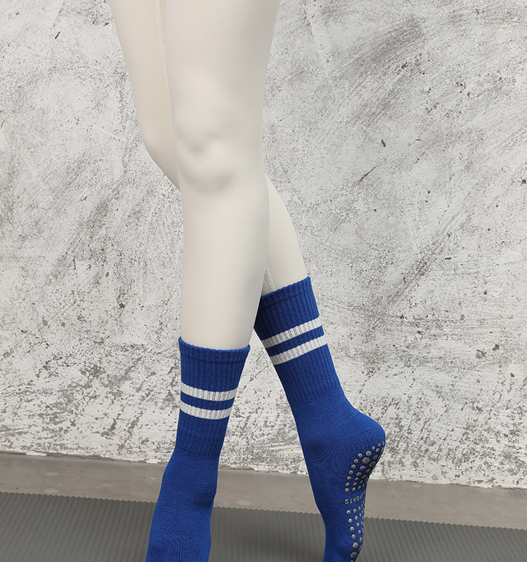 瑜伽袜子女专业普拉提袜健身运动袜防滑地板袜全棉透气中筒袜批发详情37