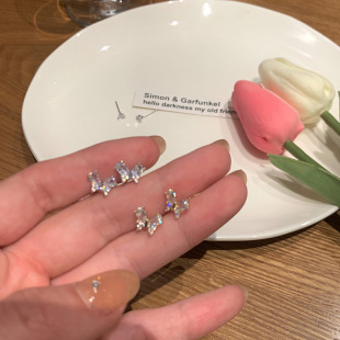 睡觉不用摘锆石耳圈女ins冷淡风高级感耳扣百搭小众设计耳环耳饰详情11