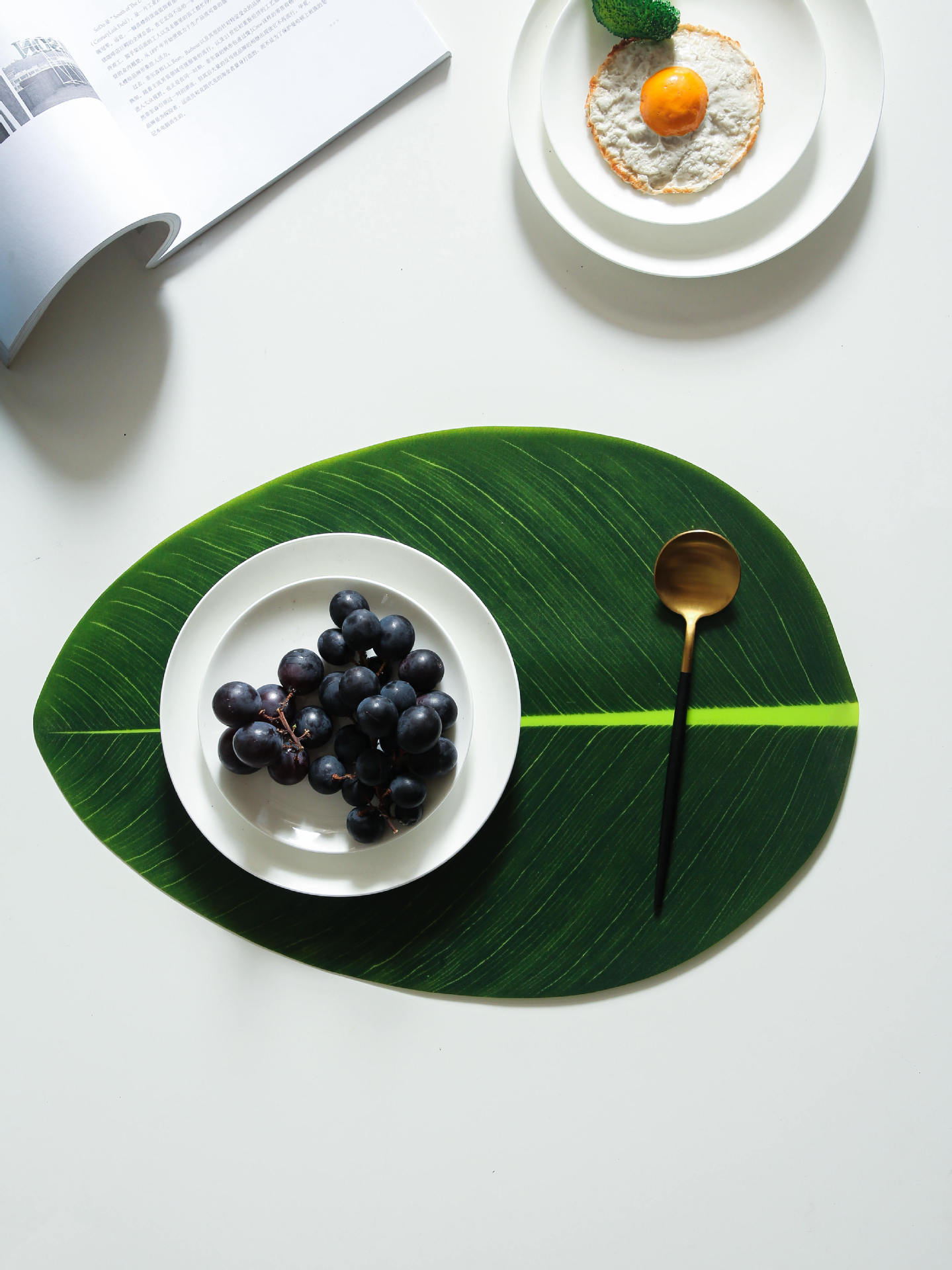 Cross-border artificial leaf PEVA Western-style placemats, home Nordic-style ins decorative placemats, waterproof, anti-slip and heat-insulating table MATS pic 4