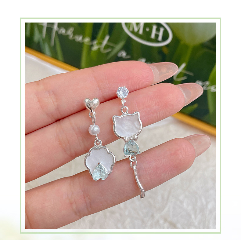 Simple zircon cat earrings, silver needle geometric AB style, cute and exquisite tassel earrings, sweet and niche earrings pic 3