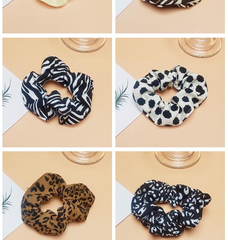 Wholesale of Japanese and Korean hair ties, large intestine hair bands, JK checkered retro leather band hair ties, Korean simple hair accessories, and pig large intestine accessories pic 19