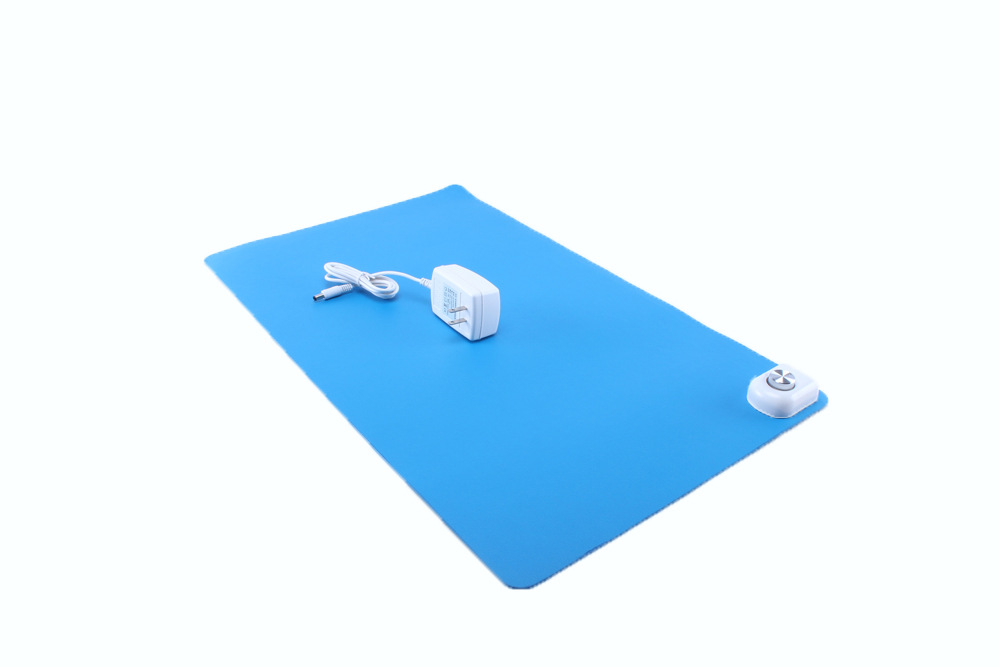 Factory direct sales of heating dog beds, waterproof dog heating pads, pet warmth pads, electric heating pads, 24V safe voltage pic 8