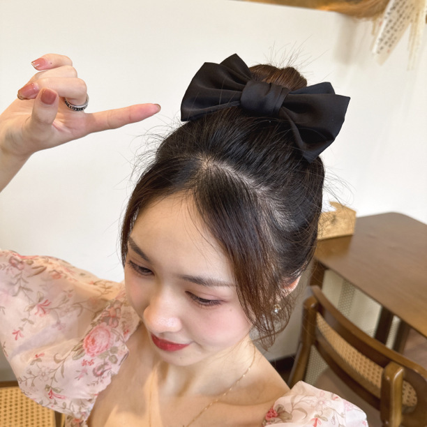 韩系同款缎面蝴蝶结大肠圈发圈高级感黑色头饰高弹力马尾头绳女详情6