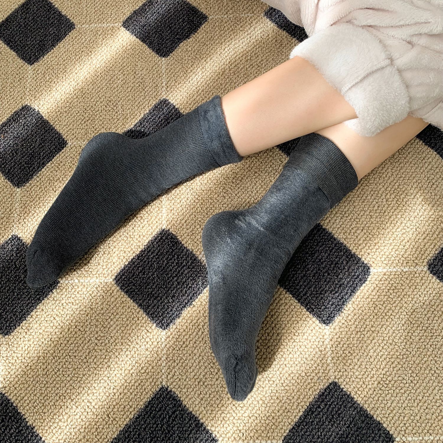 Unisex couple style fleece and thickened warm snow socks, mid-length home cotton socks, postpartum socks, floor socks pic 60