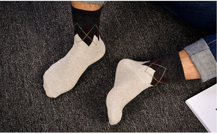 冬季袜子男士加厚中筒袜保暖韩版羊绒袜学院风羊毛基础