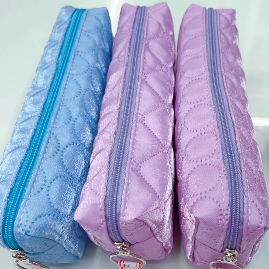 Factory direct sales of new large-capacity, simple candy-colored, puffy, self-created ins Japanese-style pen cases for primary and secondary school students pic 6