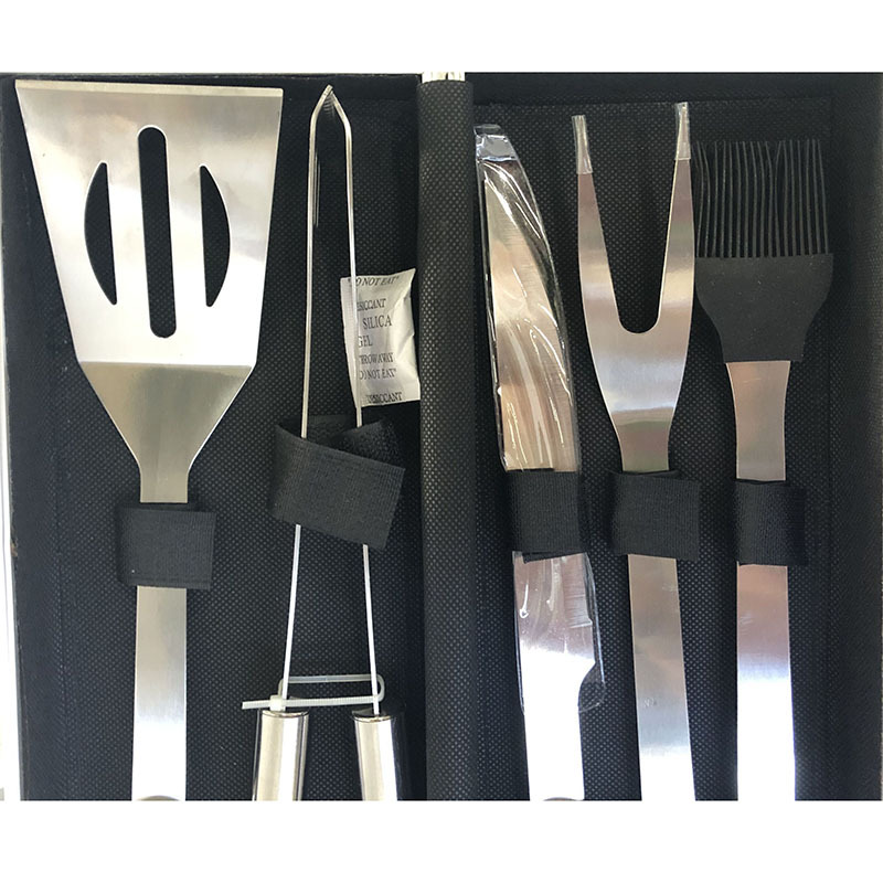 Wholesale of 5-piece sets of barbecue tools from the manufacturer, including stainless steel shovels, tongs, knives and forks pic 4