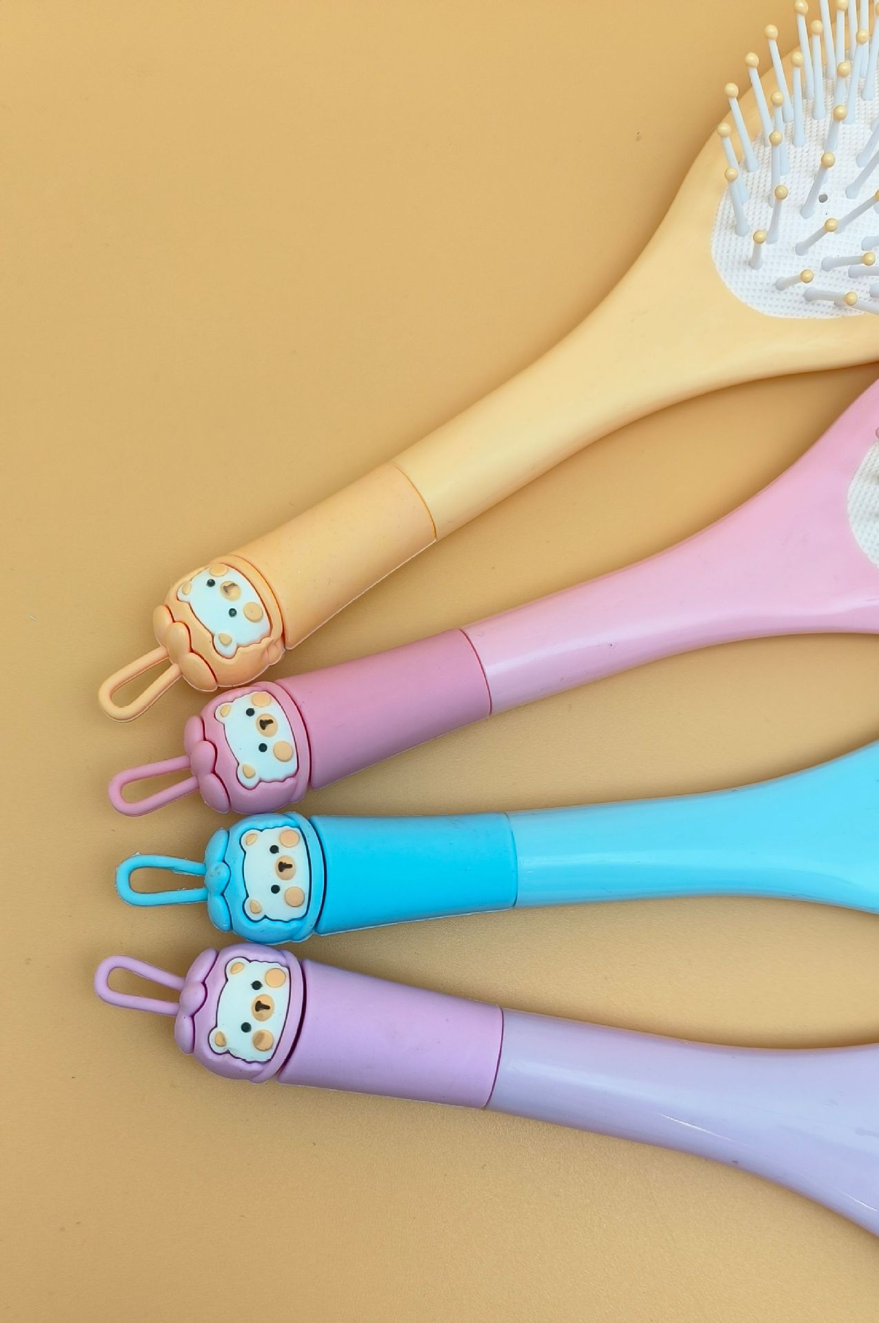 新款女生专用可爱卡通硅胶软头大方头气垫梳 蓬松造型气囊梳圆滚排骨梳 烧烤刷款式梳子详情18