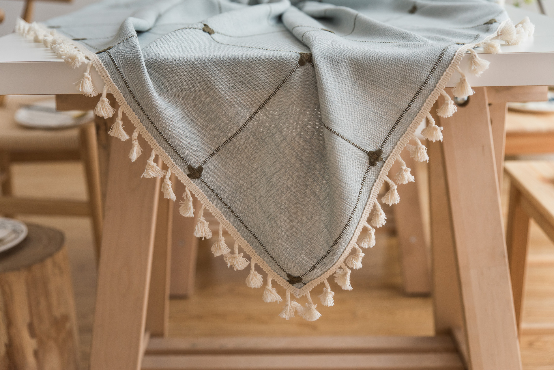 Cross-border Amazon farmhouse antique embroidery party tablecloth, cotton and linen outdoor linen coarse linen waterproof cover tablecloth pic 35