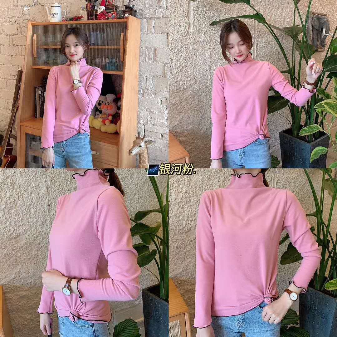 The 2022 autumn and winter new style base shirt for women is a semi-high-neck long-sleeved solid color with black fungus edges, paired with a fitted and warm German velvet top pic 37