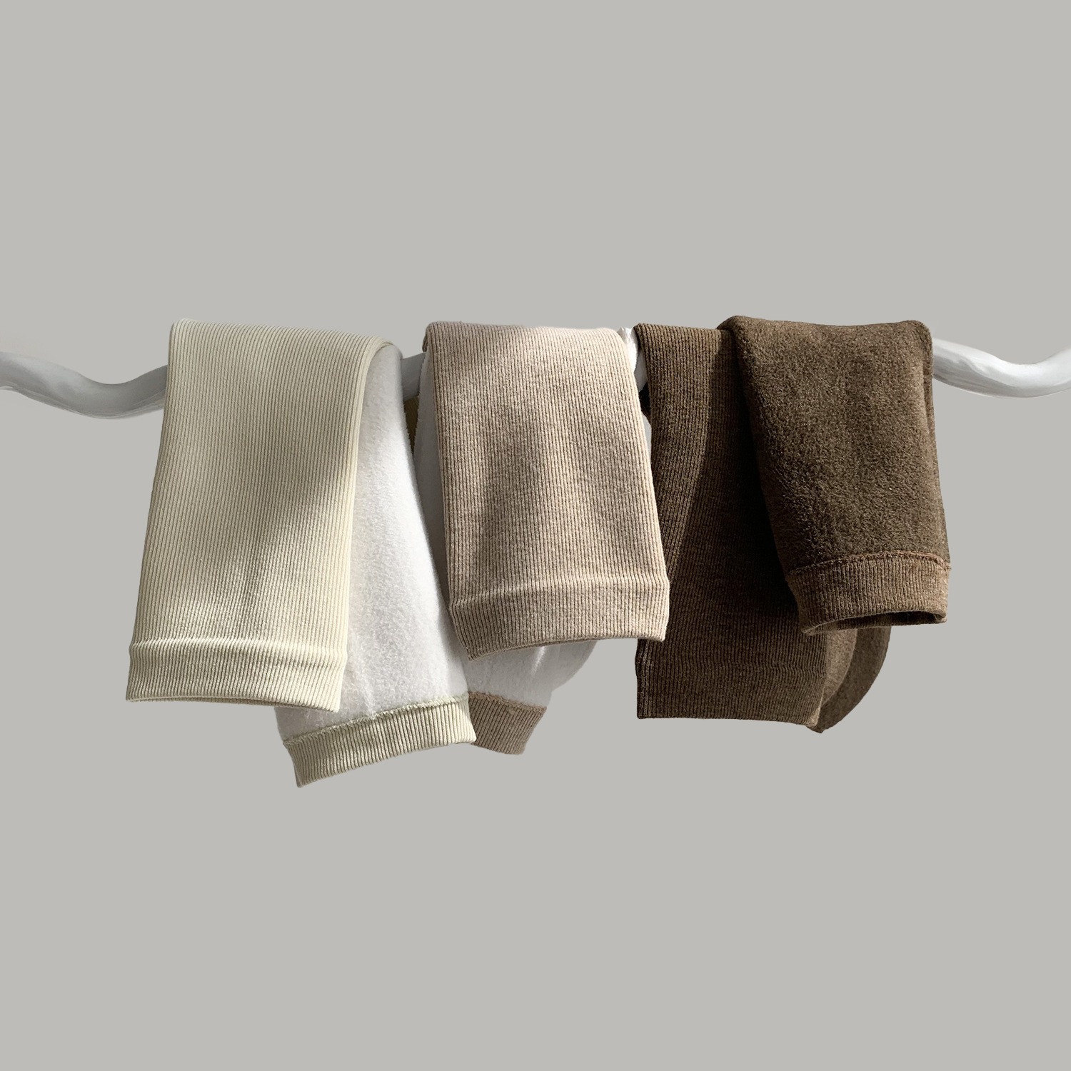 Unisex couple style fleece and thickened warm snow socks, mid-length home cotton socks, postpartum socks, floor socks pic 4