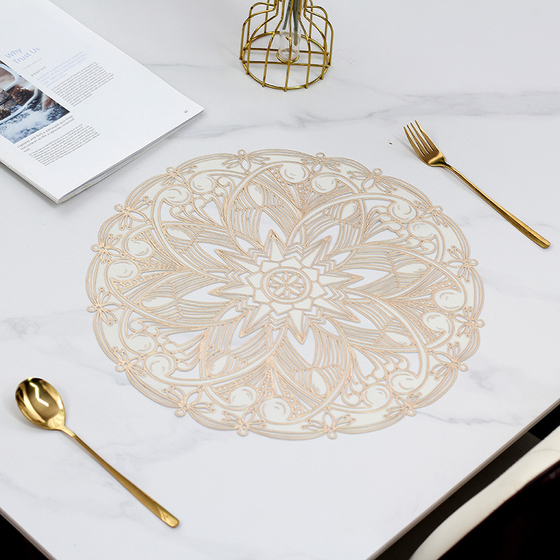Womei European modern light luxury simple and elegant high-end flower-shaped hollowed-out table mat French retro geometric totem PVC waterproof, oil-proof, anti-slip and heat-insulating table mat pic 3