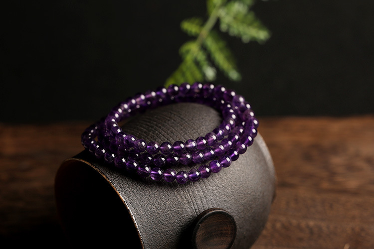 Natural amethyst bracelet wound three times, natural Uruguayan amethyst bracelet with scattered beads, high-quality finished crystal pic 4